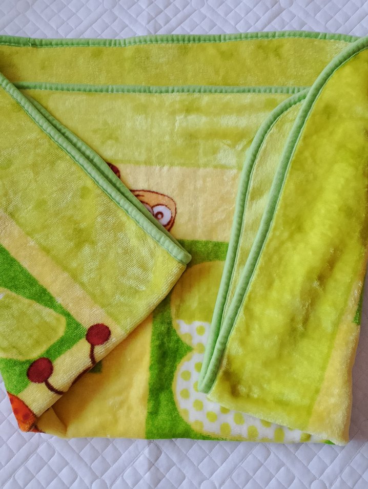 Renkli Baskılı Çocuk Battaniyesi - Görsel 2