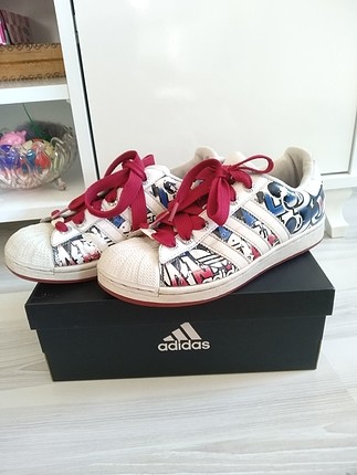 Adidas Süperstar