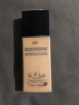 Dior forever undercover , fondoten 010 