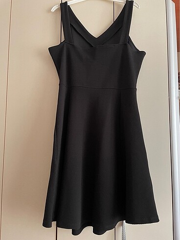 LC Waikiki LCW siyah elbise