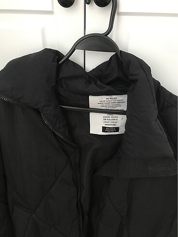 m Beden Bershka Mont