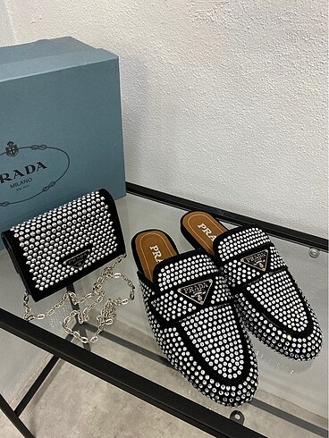 Prada Taşlı Çanta