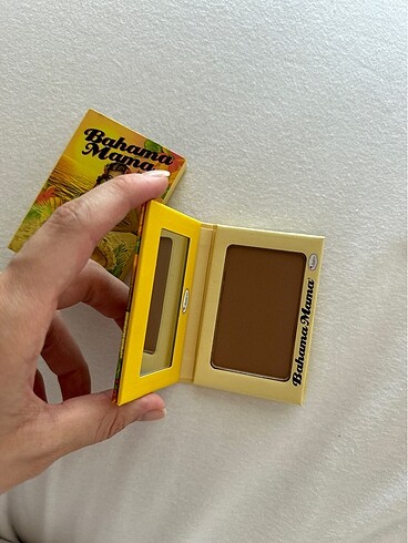 The Balm the balm bahama mama bronzer