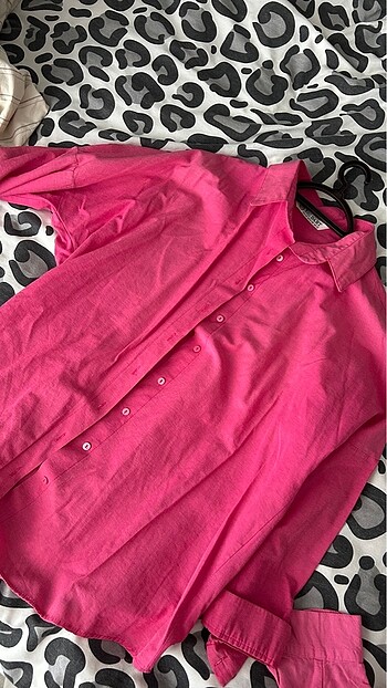Pembe oversize gömlek