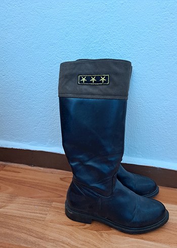 Siyah Deri Diz Boyu Çizme - Görsel 4