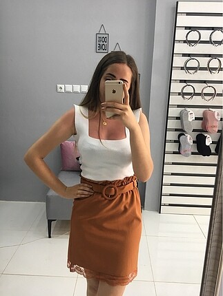 Bel lastikli etek