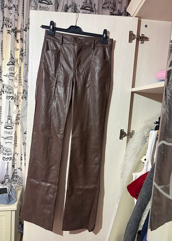 Pull and Bear Kahverengi Deri Pantolon