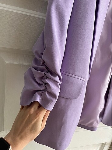 m Beden Kol detaylı blazer ceket