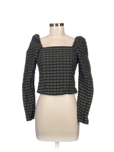 H&M Bluz %70 İndirimli.
