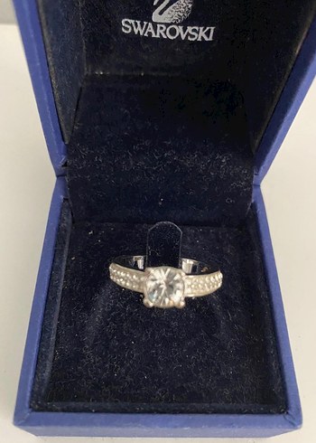 swarovski Swarovski Tek Taş Yüzük