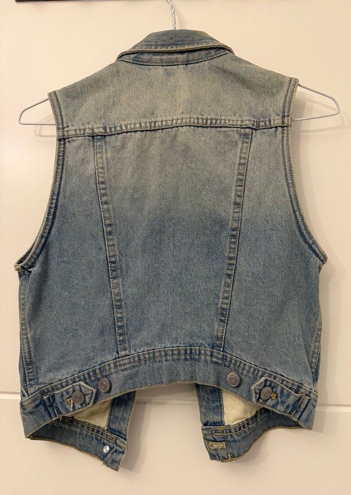 H&M Marka Kadın Kolsuz Denim Yekek - Görsel 3