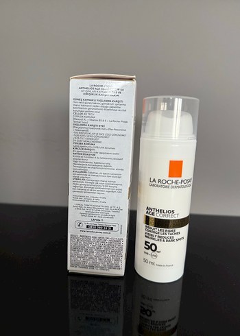 La Roche-Posay Anthelios Age Correct SPF50 Güneş Kremi - Görsel 2