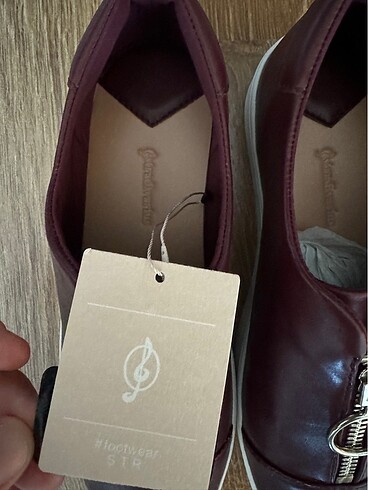 35 Beden bordo Renk Stradivarius platform bordo spor ayakkabı