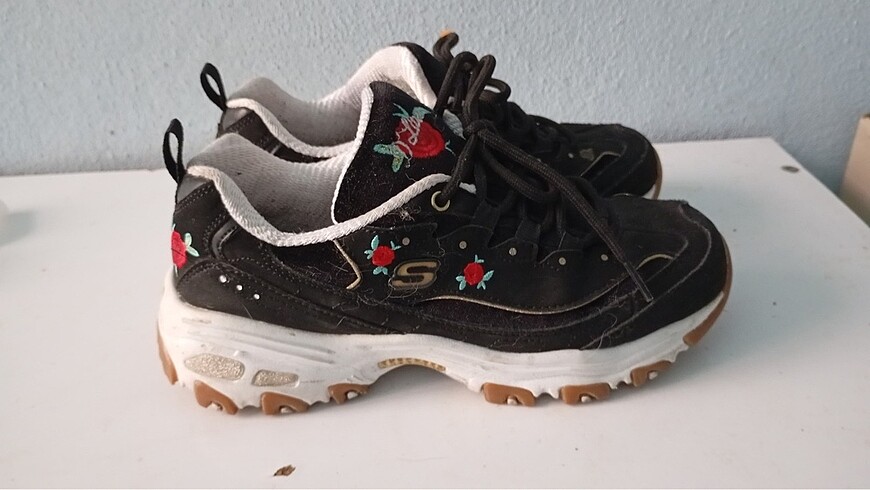 Skechers D?lites memory foam ayakkabı
