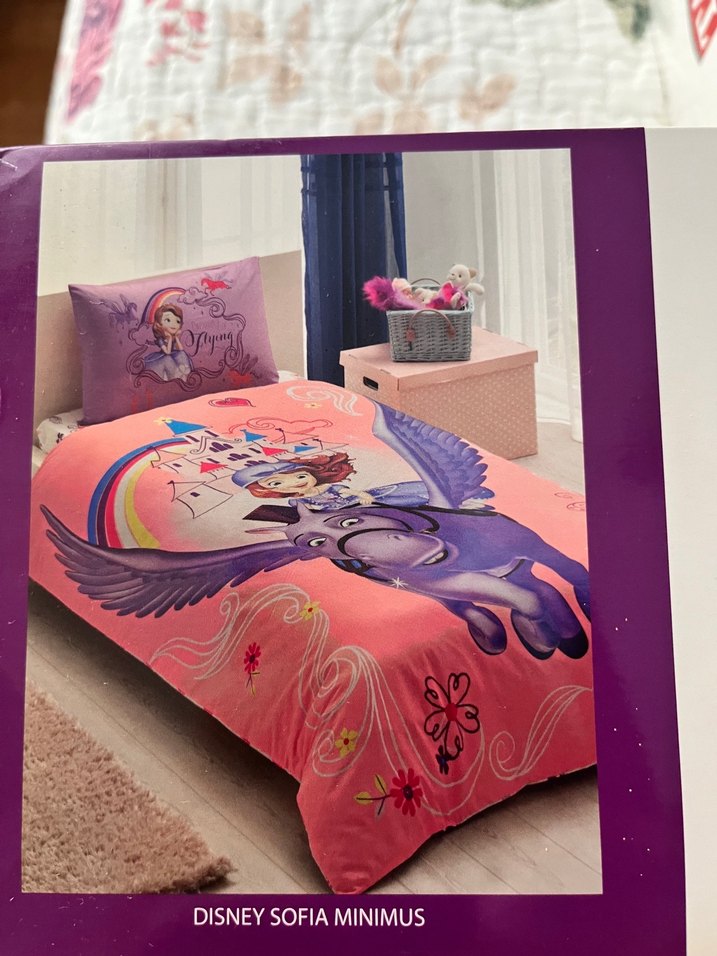 Unicorn Baskılı Çocuk Yatak Örtüsü - Görsel 2