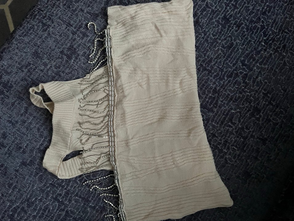 Örgü Beyaz Yüksek Yakalı Kadın Atlet - Görsel 2