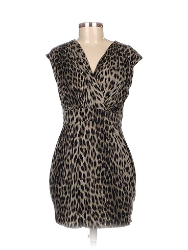 Dorothy Perkins Kısa Elbise %70 İndirimli.