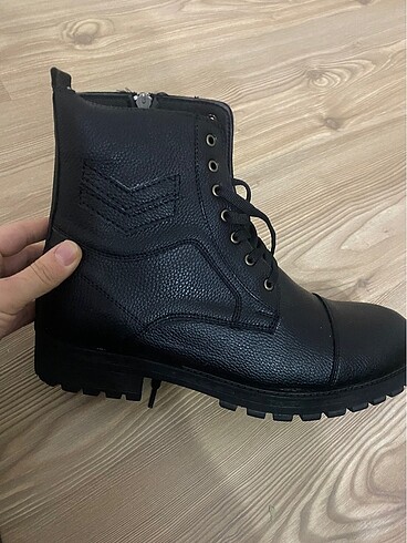 Erkek bot - Görsel 2