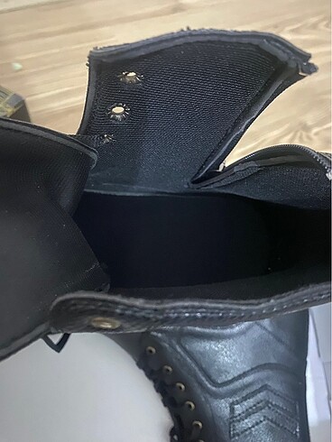 Erkek bot - Görsel 5