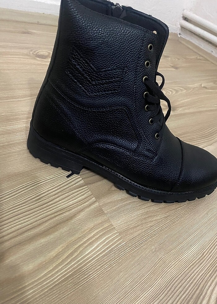 Erkek bot - Görsel 3