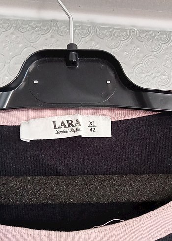 xl Beden Düğmeli Pembe Çizgili Uzun Kollu Kazak