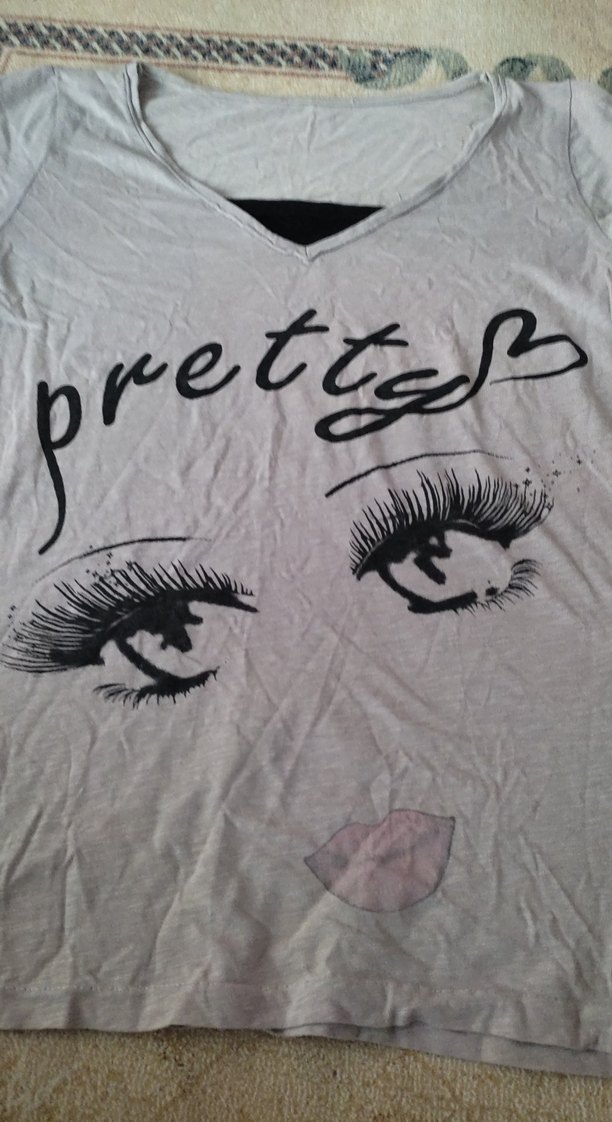 Gri V Yaka Baskılı Hamile Tişörtü - Görsel 3