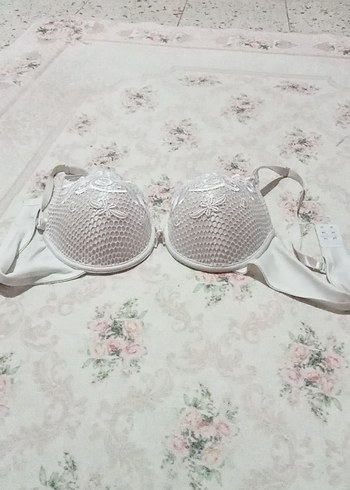 Nakışlı Beyaz Bohem Sütyen