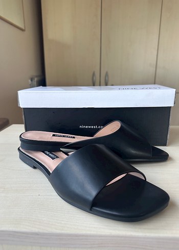 Nine West Nine West Siyah Kadın Terlik