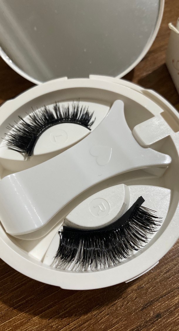 Doğal Görünümlü Beyaz Takma Kirpik - Görsel 2