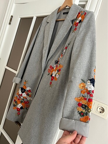 Diğer Blazer nakışlı ceket