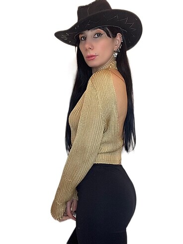 Sırtı açık zara model triko