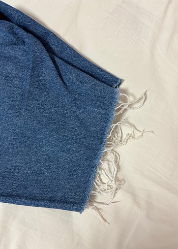 Mavi Kadın Midi Denim Şort - Görsel 4