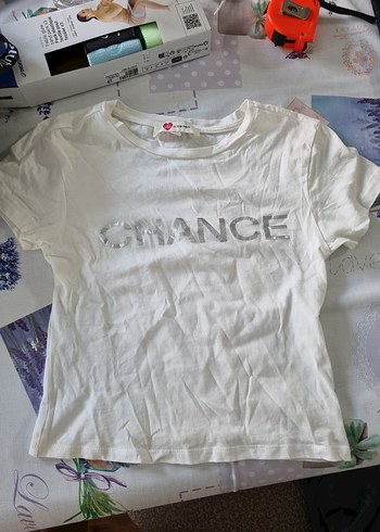 Hiç giyilmemis Xs beden Change parlak baskılı Koton crop tişört