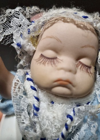 Antika Koleksiyon yumurta icinde porselen bebek. - Görsel 2