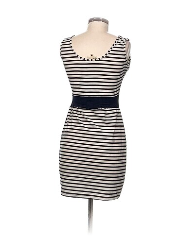 40 Beden Vintage Love Kısa Elbise %70 İndirimli.