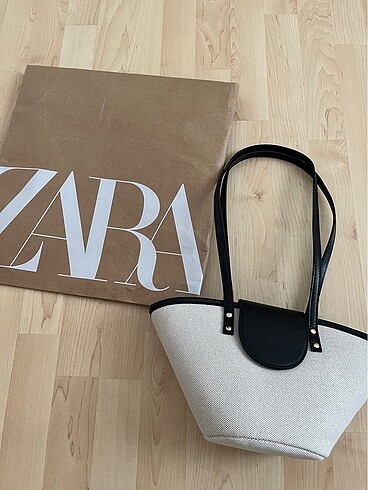 Zara çanta
