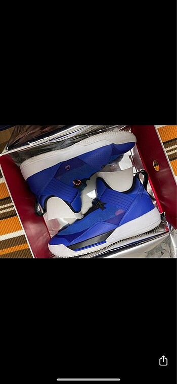 JORDAN XXXIII SE HYPER ROYAL