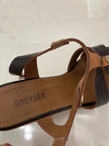 37 Beden Greyder