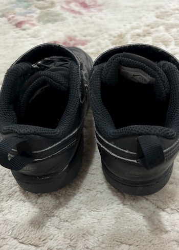 27 Beden Orjinal nike erkek çocuk ayakkabı