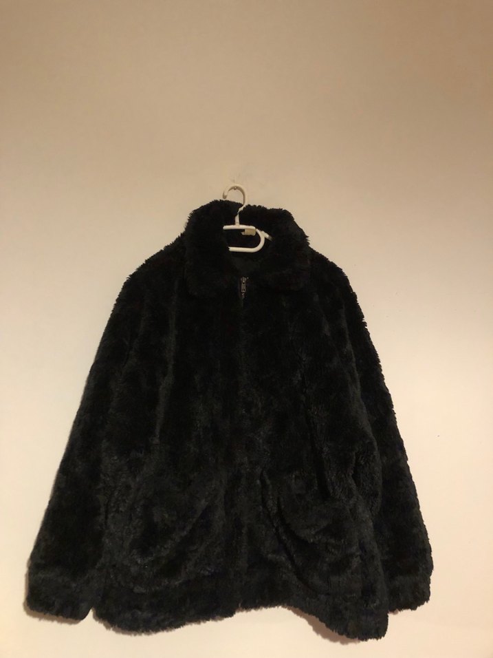 Kadın Siyah Kürk Detaylı mont - Görsel 5