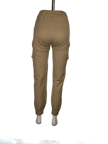 xs Beden Pull and Bear Kumaş Pantolon %70 İndirimli.