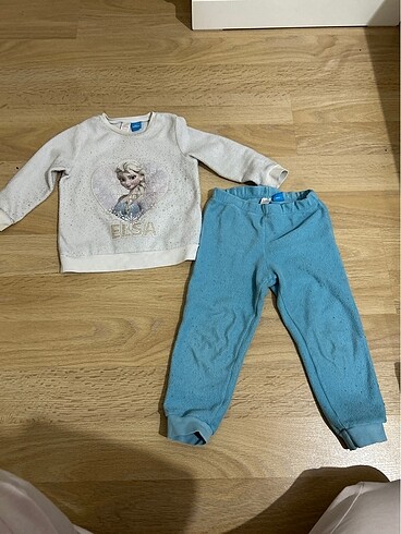 Elsa polar pijama takımı