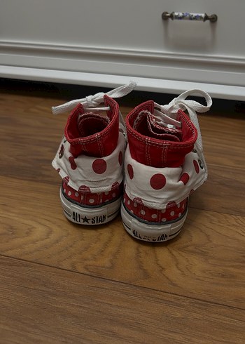 Converse Puantiyeli çift katlı Converse