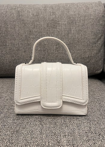 Zara Beyaz Mini Çanta