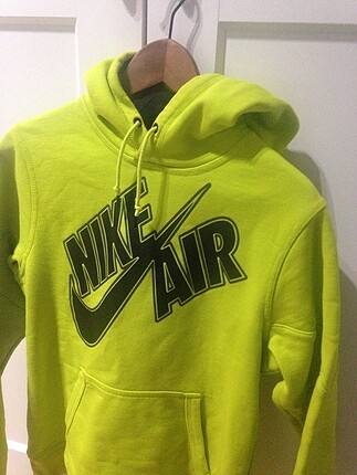 Nike sweatshirt