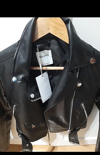 xs Beden Bershka deri ceket