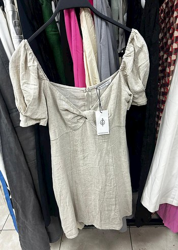 Stradivarius Bej Kısa Kollu Keten Mini Elbise