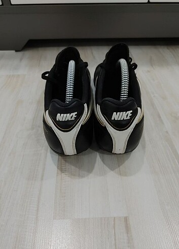 41 Beden siyah Renk Nike tempo krampon