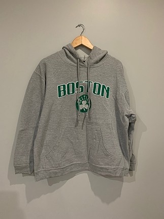 kapşonlu sweatshirt