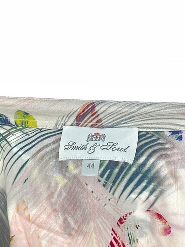44 Beden çeşitli Renk Diğer Bluz %70 İndirimli.